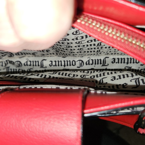 Juicy Couture Red Tote Bag with Structured Design and Leather-like Material - Picture 8 of 11